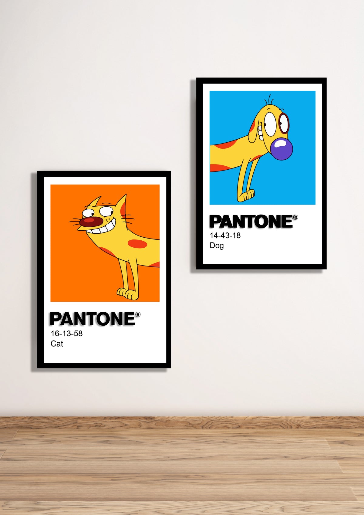 Cuadros decorativos Pantone CatDog enmarcados en pared de sala